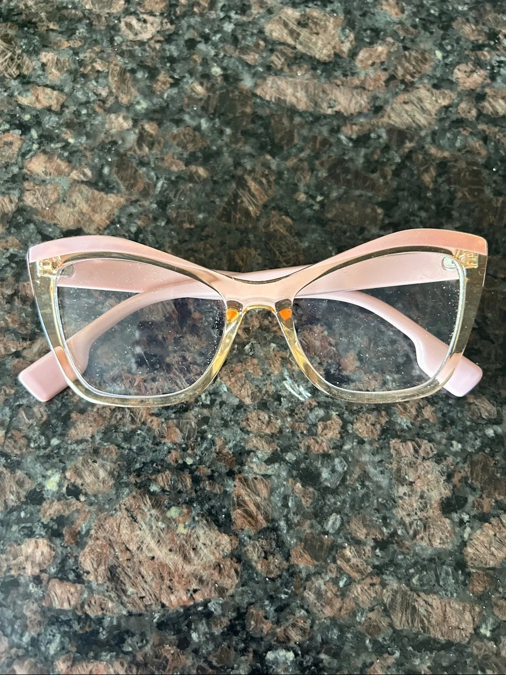 Cat-Eye Anti-Blue Light Glasses Women Ultra-Light Fashionable Anti-fatigue